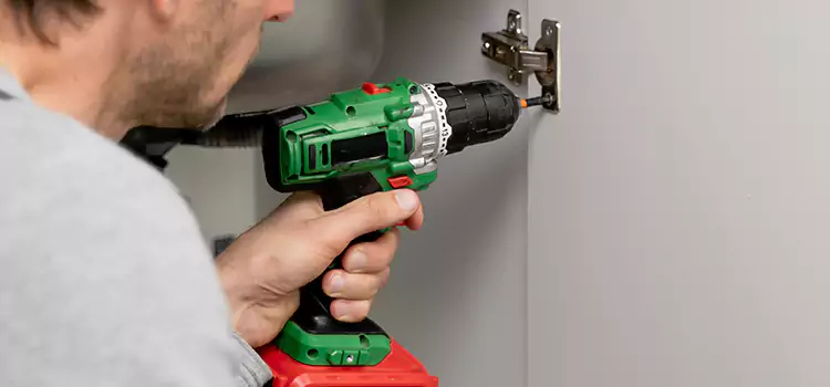 Commercial Door Hinge Repair Wallingford Center