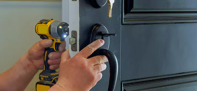 Locksmith Emergency Service Wallingford Center
