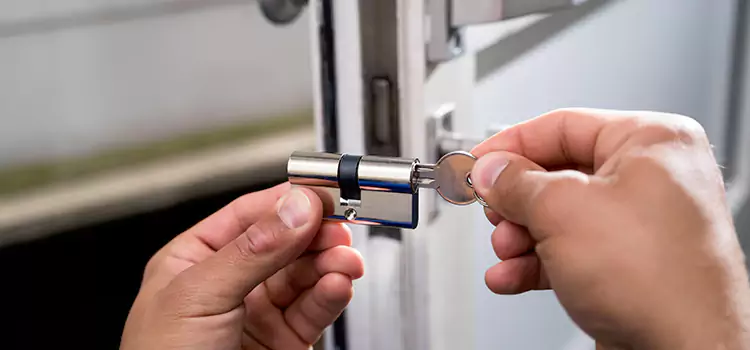 Lock Change Locksmiths Wallingford Center